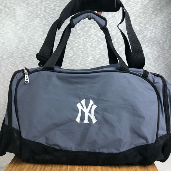 new york yankees duffle bag